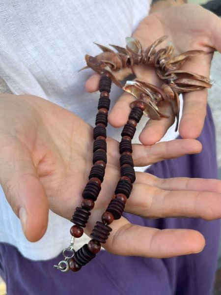 DENİZ KABUĞU KOLYE