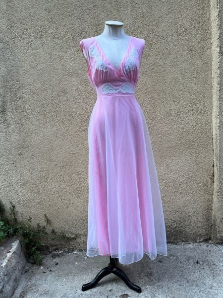 TÜTÜ ETEKLİ ELBİSE