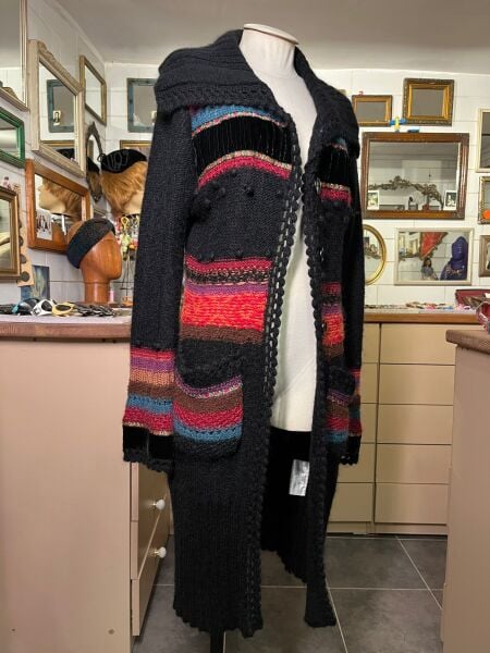 RENÉ DERHY UZUN HIRKA